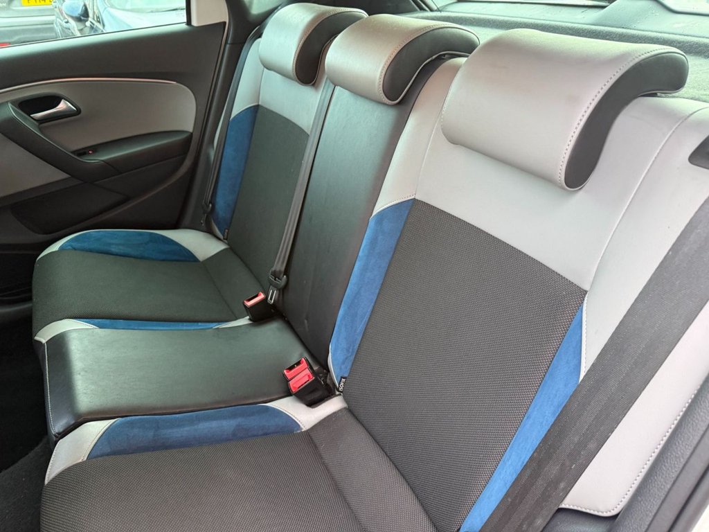 Used Volkswagen Polo 2014 for sale - 76417514: Photo 9