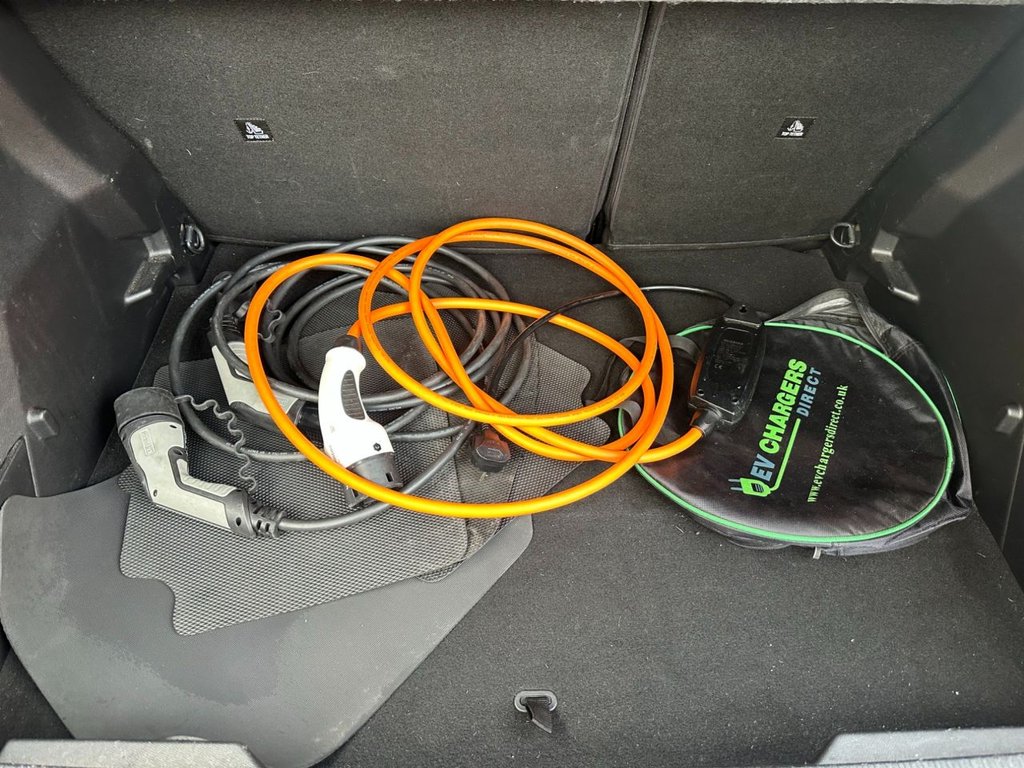 Used Peugeot E-2008 2020 for sale - 77227319: Photo 11