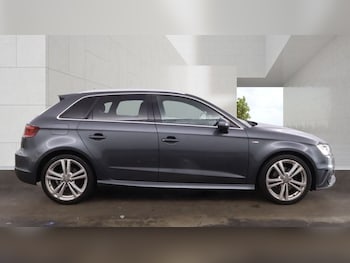 Used Audi A3 2014 for sale - 79072709: Photo