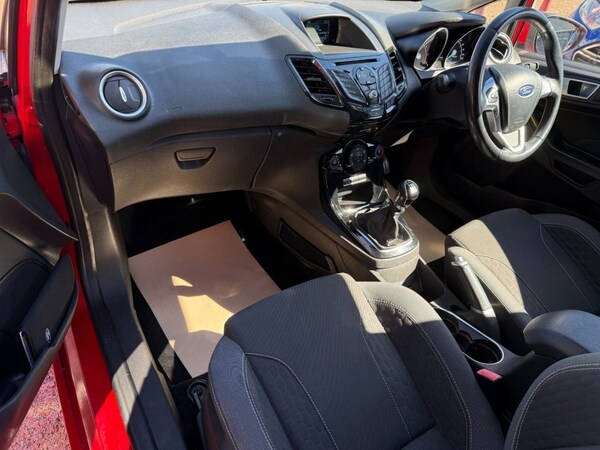 Used Ford Fiesta 2015 for sale - 76068496: Photo 12