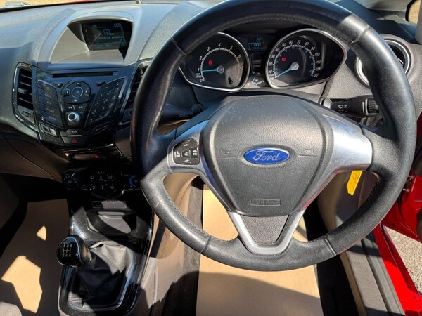 Used Ford Fiesta 2015 for sale - 76068496: Photo 13