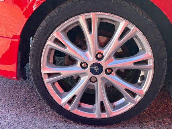 Used Ford Fiesta 2015 for sale - 76068496: Photo 29