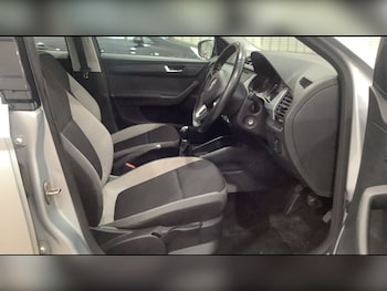 Used Skoda Fabia 2015 for sale - 75947663: Photo