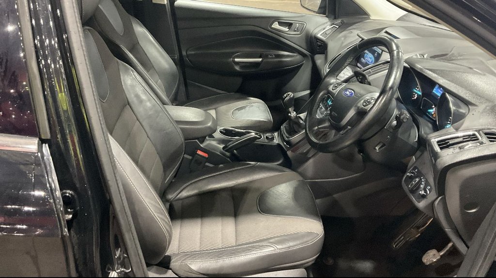 Used Ford Kuga 2016 for sale - 77302335: Photo 3