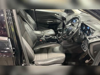 Used Ford Kuga 2016 for sale - 77302335: Photo