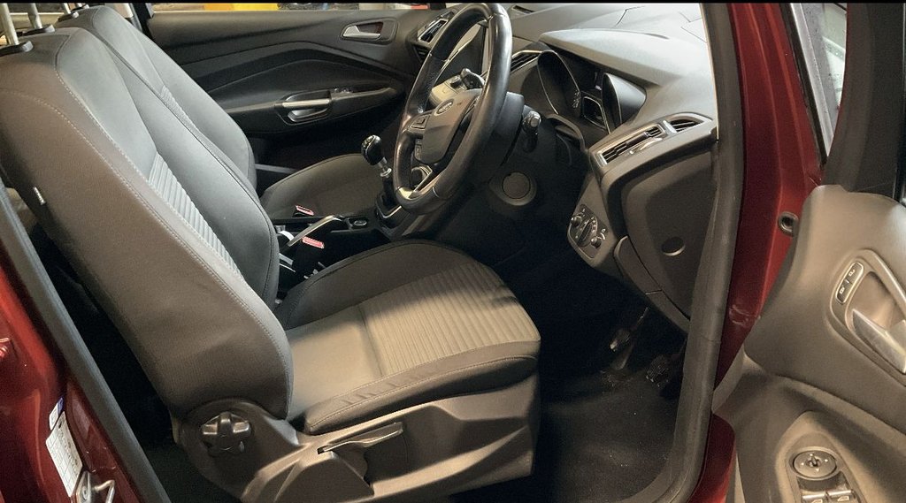 Used Ford C-Max 2015 for sale - 76768239: Photo 3