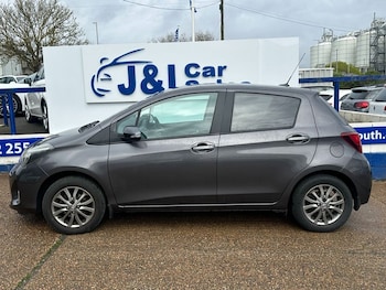 Used Toyota Yaris 2016 for sale - 78306270: Photo