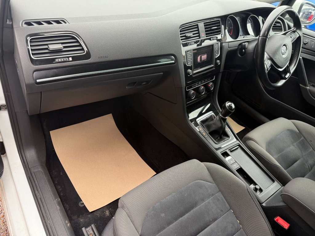 Used Volkswagen Golf 2015 for sale - 76642419: Photo 18