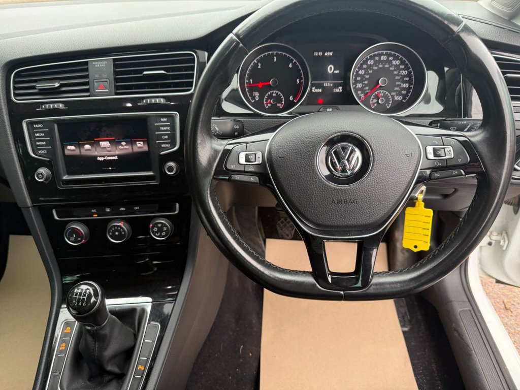 Used Volkswagen Golf 2015 for sale - 76642419: Photo 19