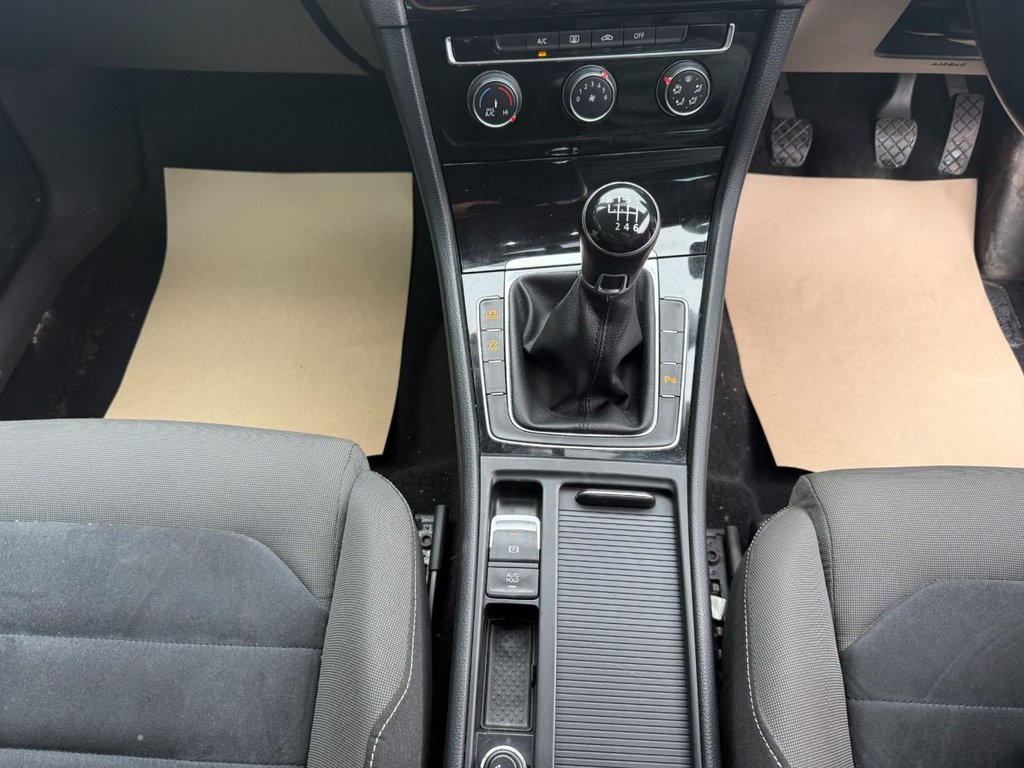 Used Volkswagen Golf 2015 for sale - 76642419: Photo 22