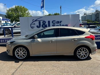 Used Ford Focus 2015 for sale - 79804688: Photo