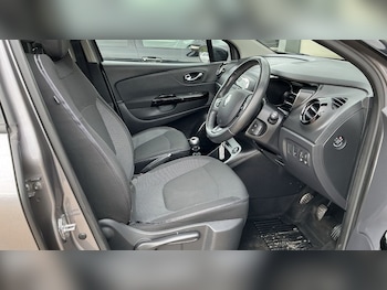 Used Renault Captur 2016 for sale - 78896765: Photo