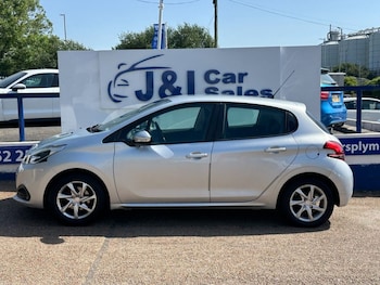 Used Peugeot 208 2017 for sale - 78875132: Photo