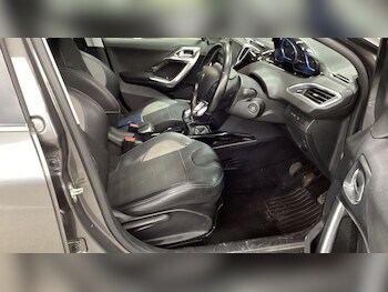 Used Peugeot 2008 2017 for sale - 77313543: Photo