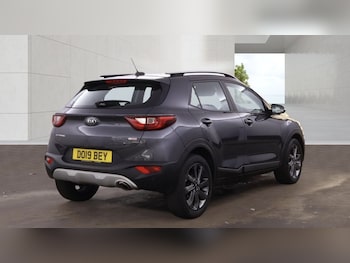 Used Kia Stonic 2019 for sale - 79072727: Photo