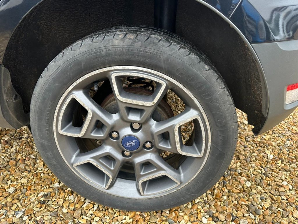 Used Ford Ecosport 2015 for sale - 77499076: Photo 28