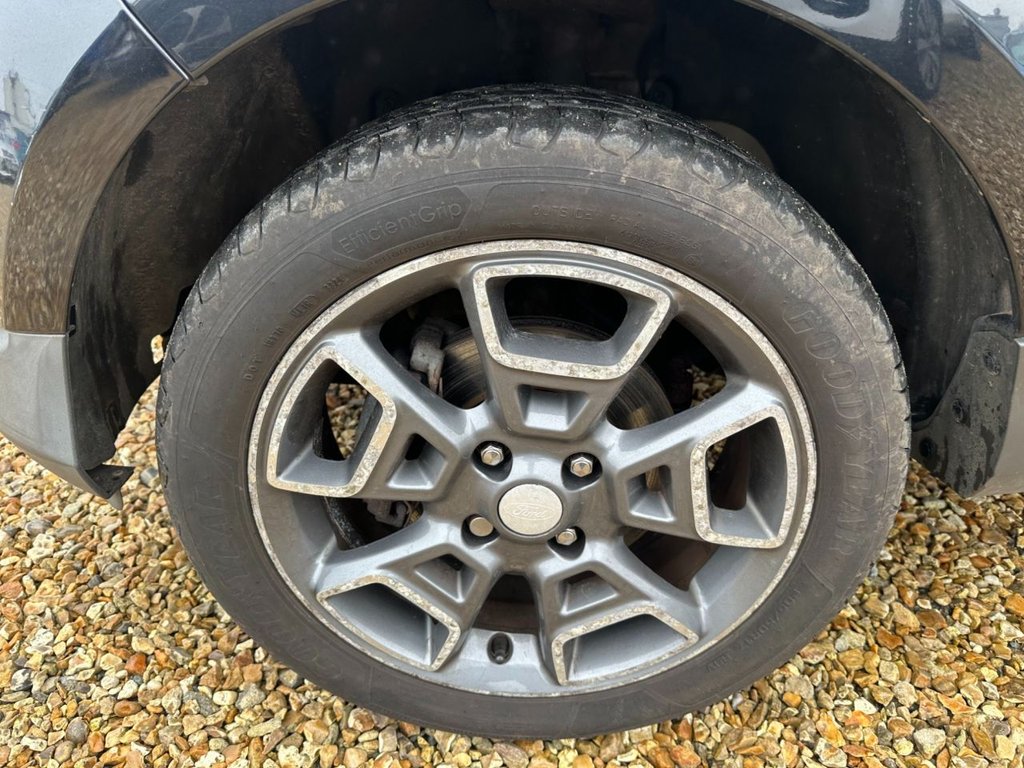 Used Ford Ecosport 2015 for sale - 77499076: Photo 29