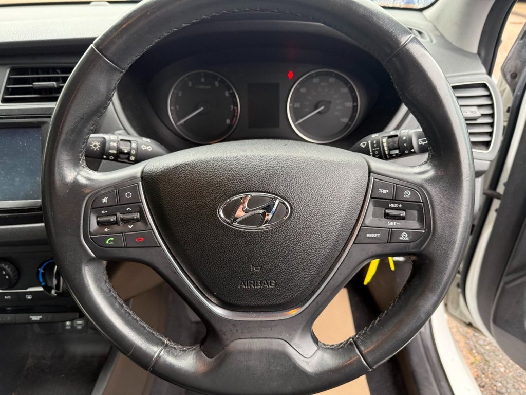 Used Hyundai i20 2016 for sale - 76496453: Photo 15