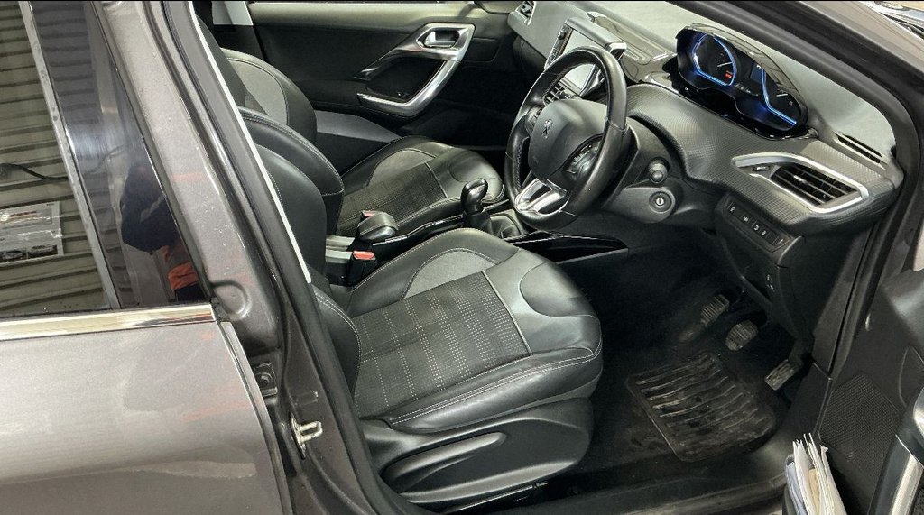 Used Peugeot 2008 2015 for sale - 77953092: Photo 4