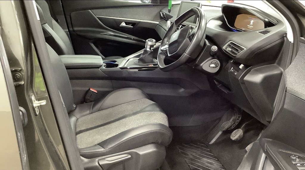 Used Peugeot 3008 2018 for sale - 78082813: Photo 3