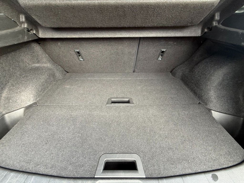 Used Nissan Qashqai 2015 for sale - 75801138: Photo 11