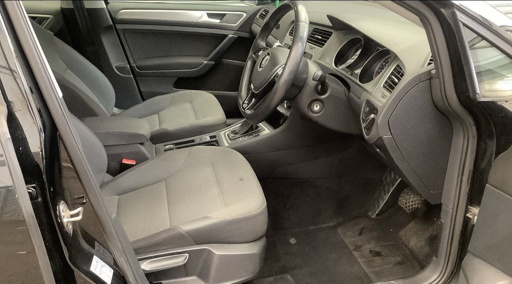 Used Volkswagen Golf 2014 for sale - 77920513: Photo 3