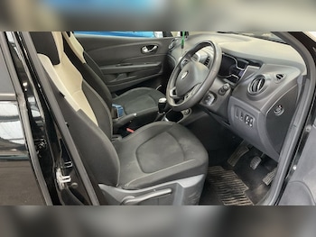 Used Renault Captur 2018 for sale - 78315805: Photo