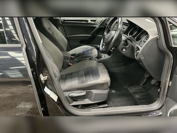 Used Volkswagen Golf 2014 for sale - 77806601: Photo