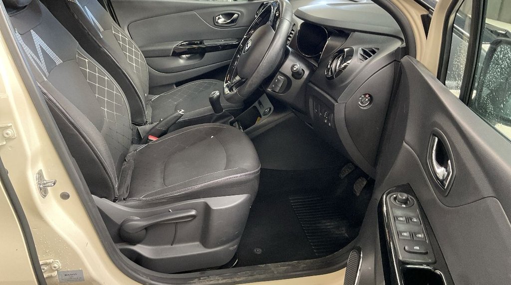 Used Renault Captur 2014 for sale - 77920298: Photo 3