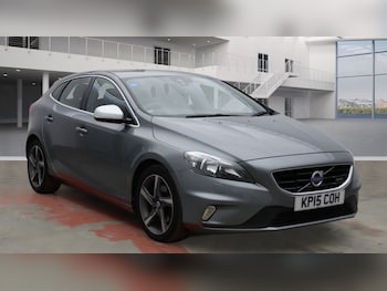 Used Volvo V40 2015 for sale - 77703994: Photo