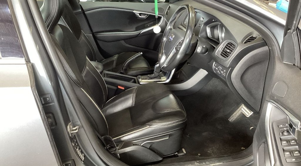 Used Volvo V40 2015 for sale - 77703994: Photo 3