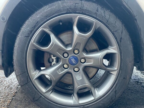 Used Ford Kuga 2015 for sale - 74845510: Photo 25