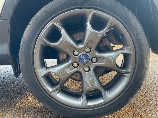 Used Ford Kuga 2015 for sale - 74845510: Photo 27