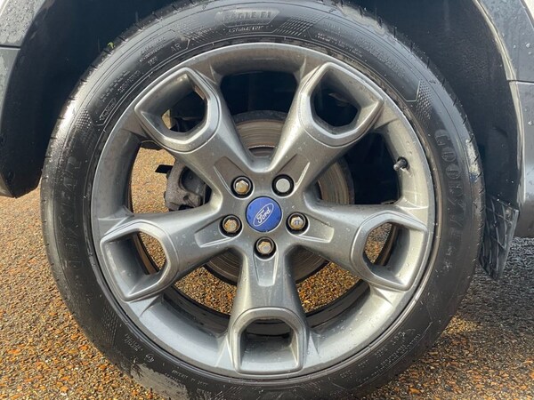 Used Ford Kuga 2015 for sale - 74845510: Photo 28