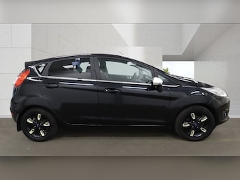 Used Ford Fiesta 2016 for sale - 79450320: Photo