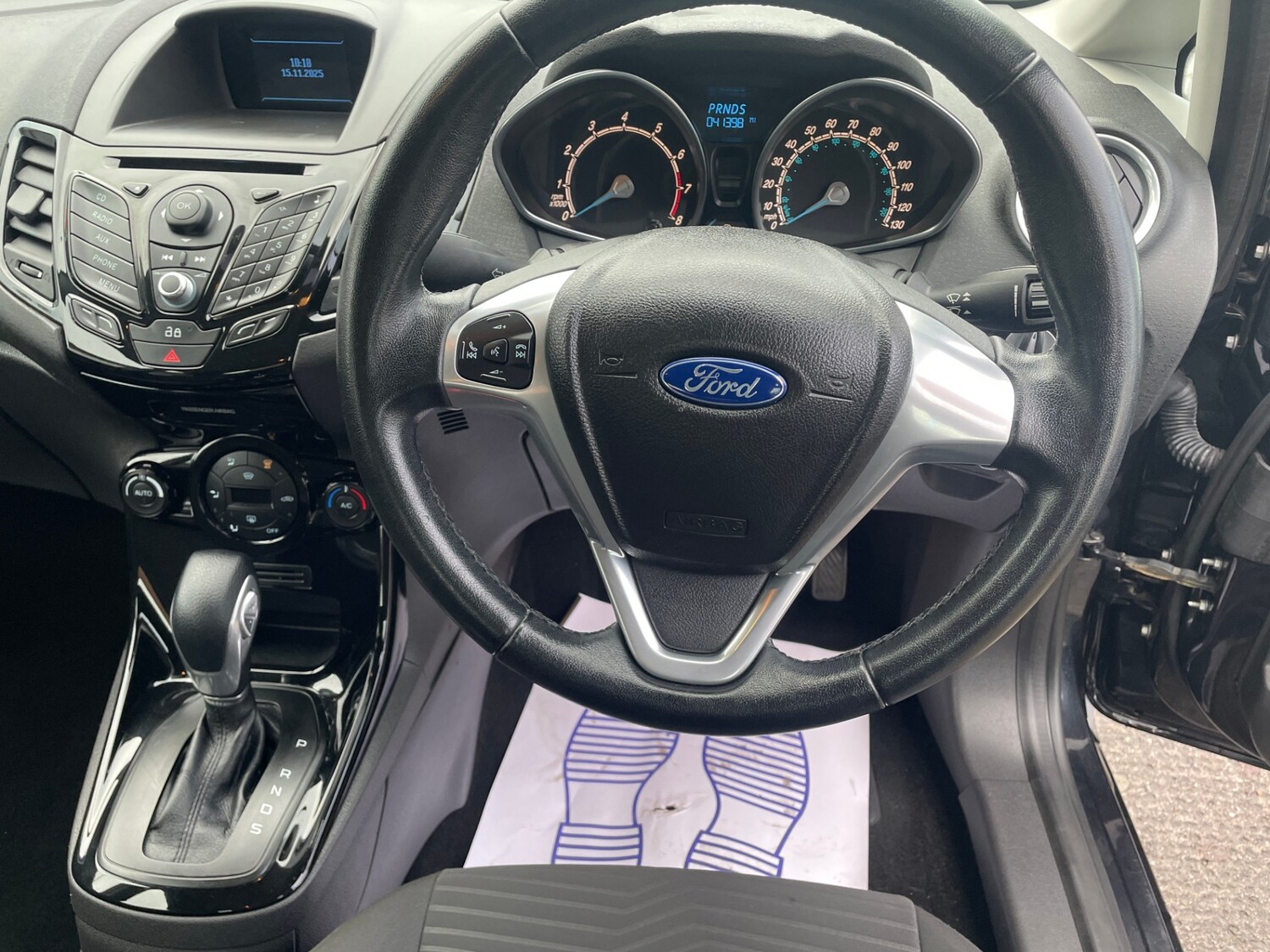 Used Ford Fiesta 2013 for sale - 76553286: Photo 15