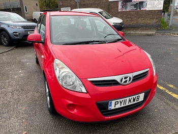 Used Hyundai i20 2011 for sale - 76431103: Photo