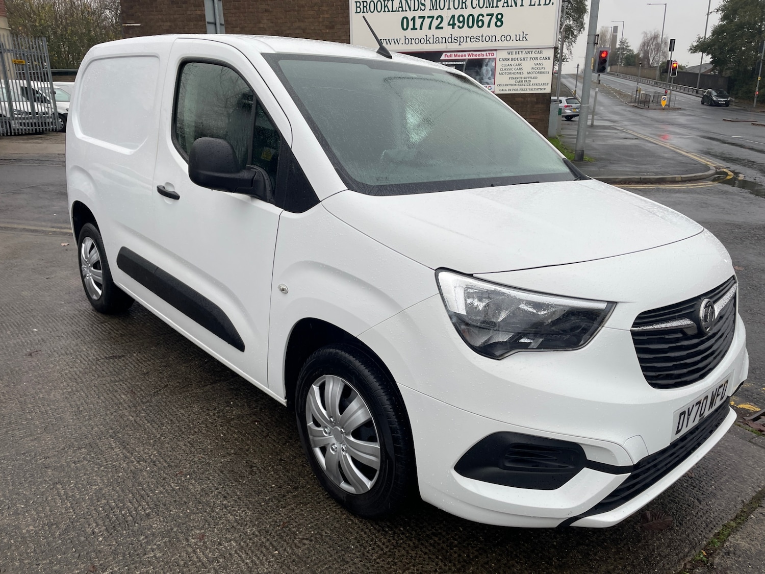 Used Vauxhall Combo 2020 for sale - 76583192: Photo 2