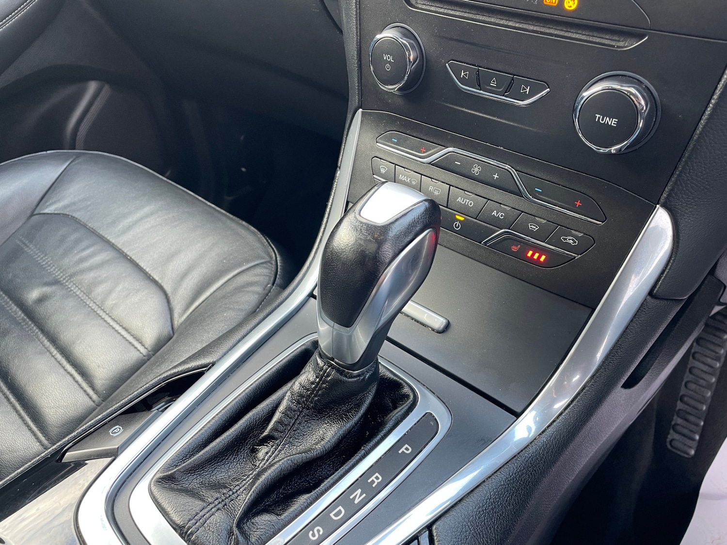 Used Ford Galaxy 2017 for sale - 76184576: Photo 12