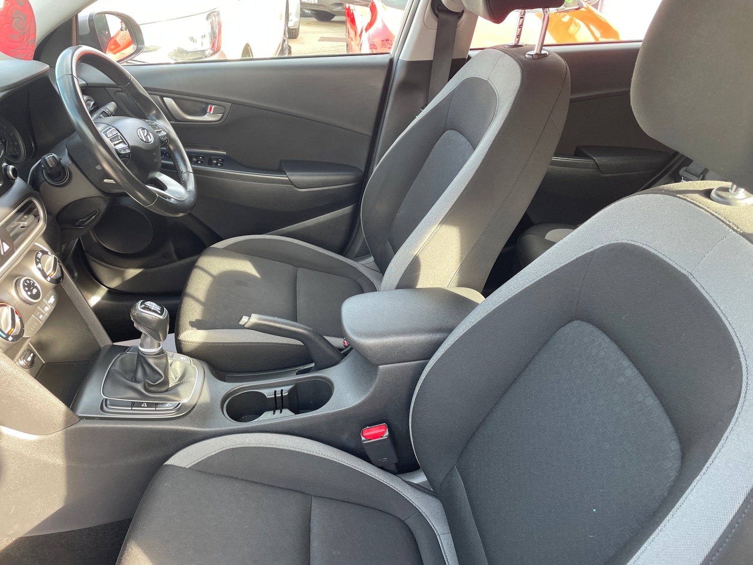 Used Hyundai KONA 2018 for sale - 75864667: Photo 17