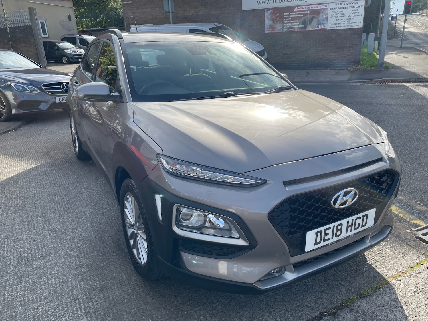 Used Hyundai KONA 2018 for sale - 75864667: Photo 2