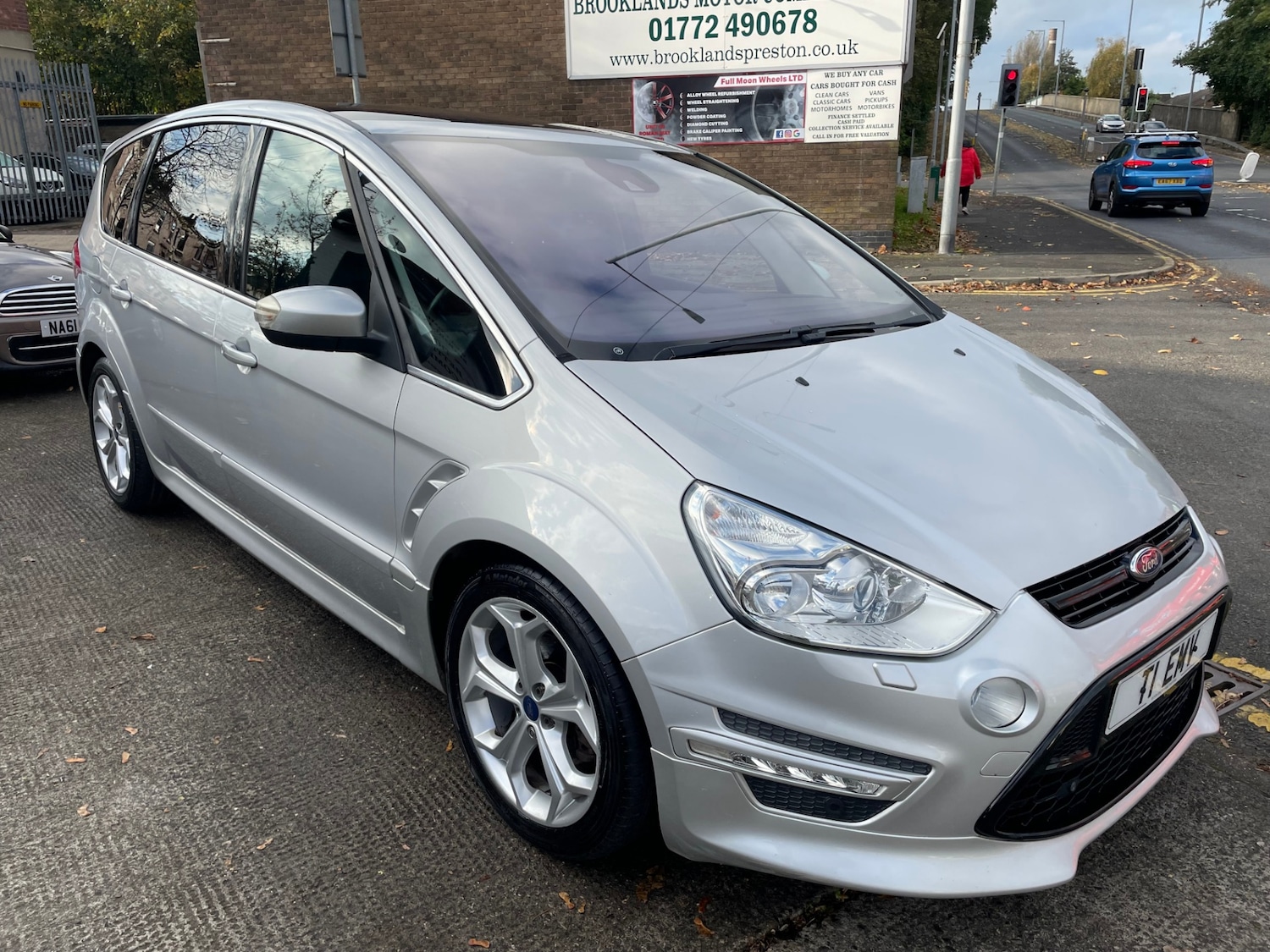Used Ford S-Max 2014 for sale - 76616607: Photo 2