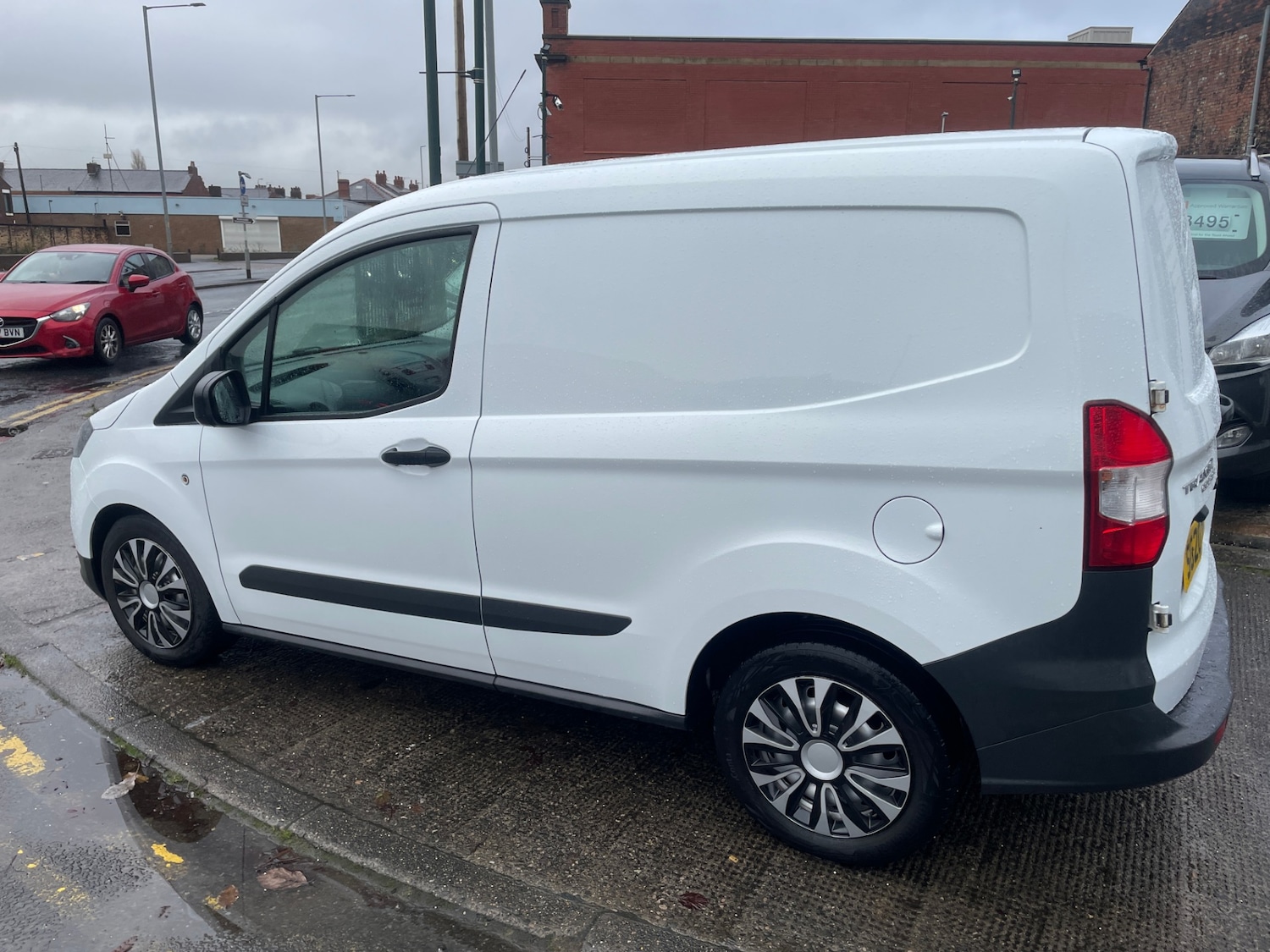 Used Ford Transit Courier 2020 for sale - 76818046: Photo 10