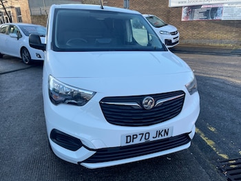 Used Vauxhall Combo 2020 for sale - 77118157: Photo
