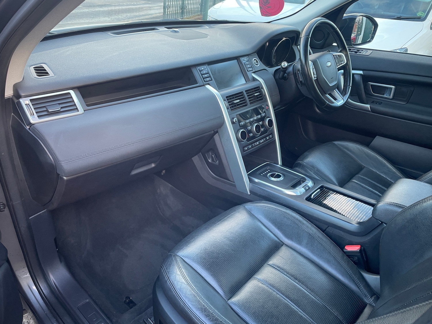 Used Land Rover Discovery Sport 2016 for sale - 77079285: Photo 18