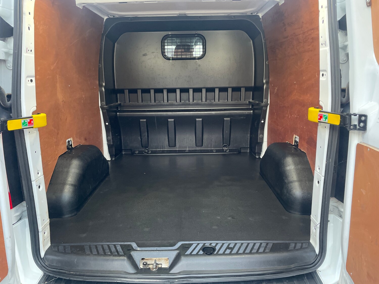 Used Ford Transit Custom 2022 for sale - 76656389: Photo 24