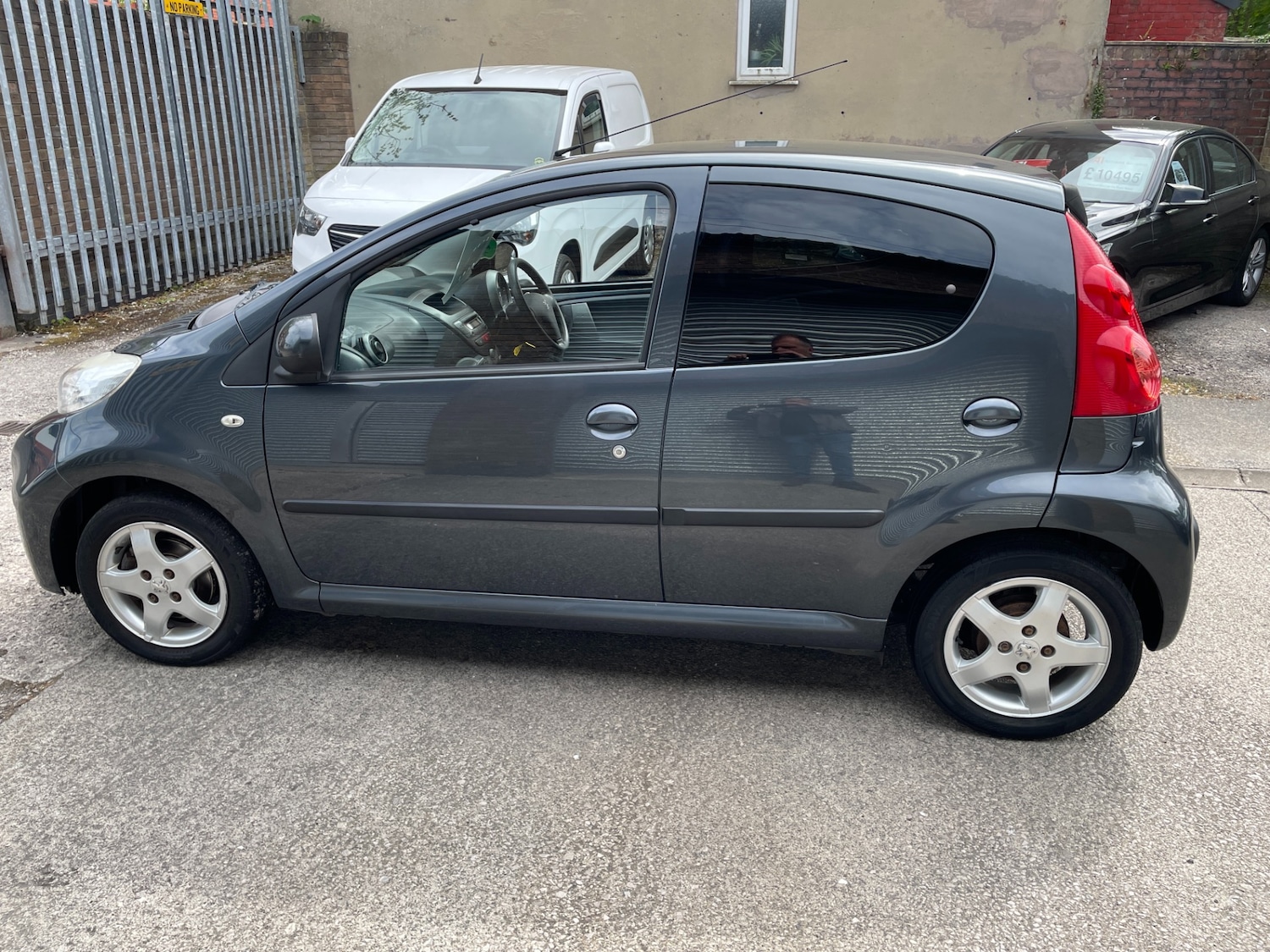 Vehicle 8