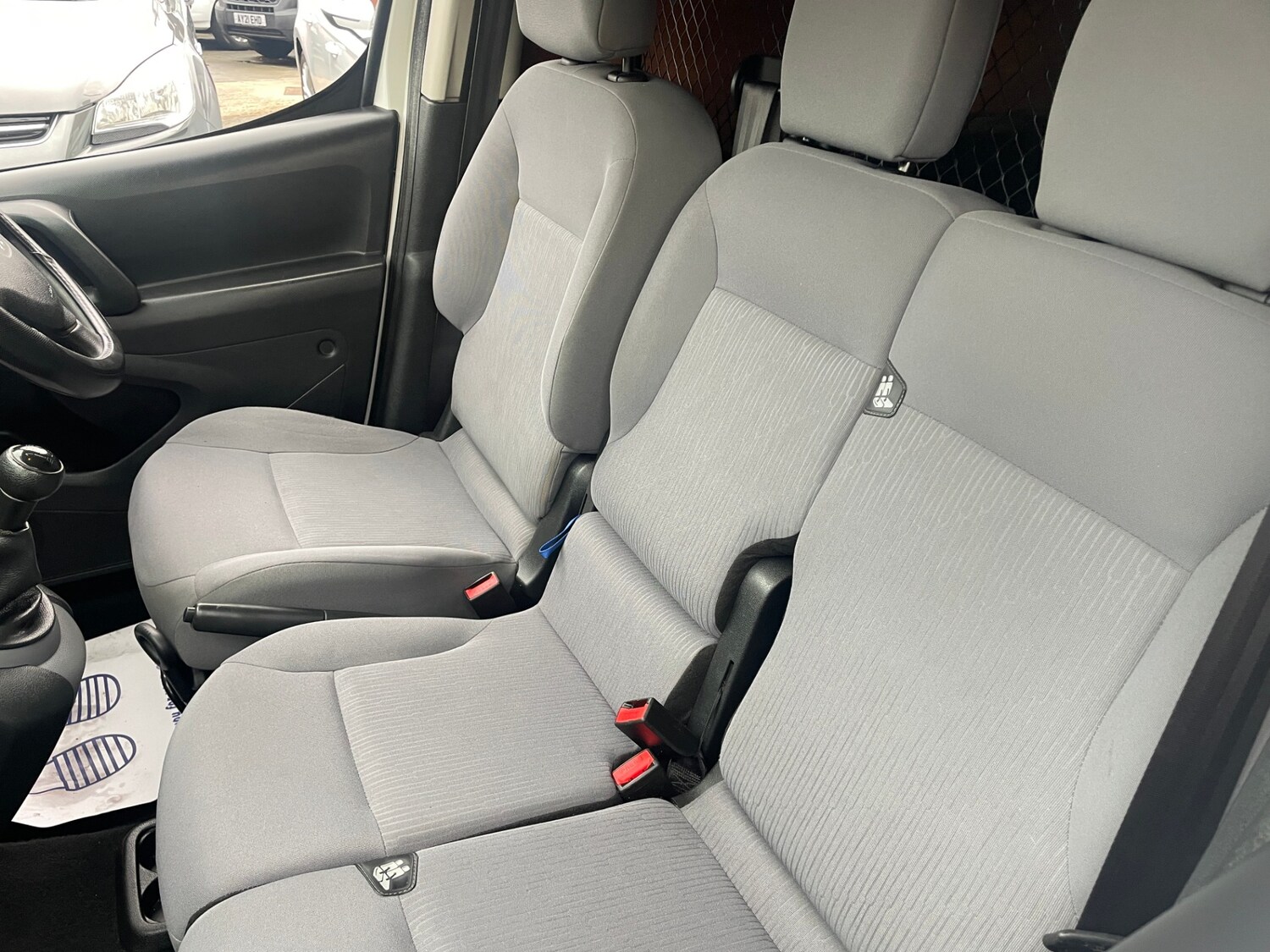 Used Peugeot Partner 2015 for sale - 76412284: Photo 18