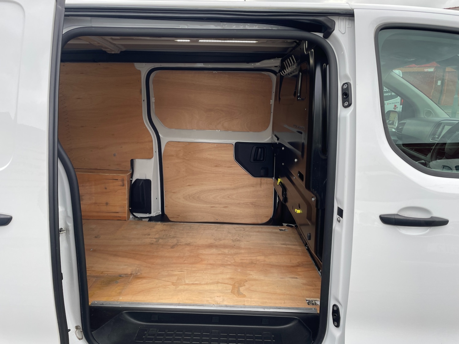 Used Peugeot Expert 2022 for sale - 75701080: Photo 18