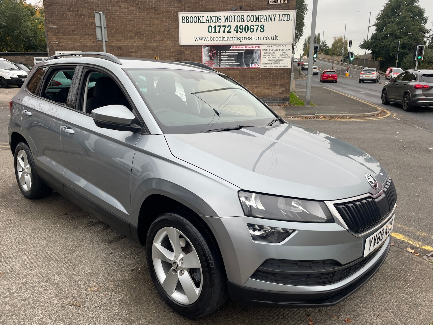 Used Skoda Karoq 2019 for sale - 76243283: Photo 1